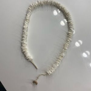 White puka shell necklace VSCO
